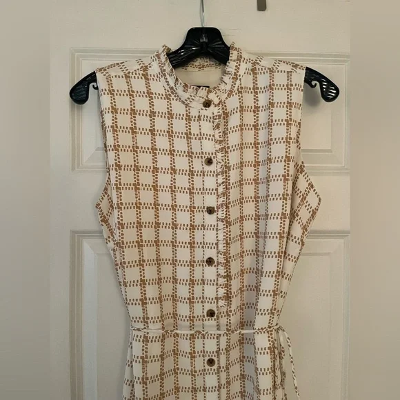 Ann Taylor Belted Dress - Picture 5 of 9